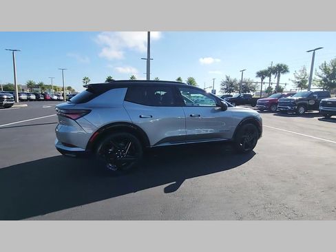 New 2026 Chevrolet Equinox EV RS image 22