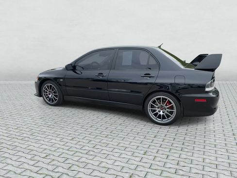 Used 2006 Mitsubishi Lancer Evolution AWD/4WD image 5