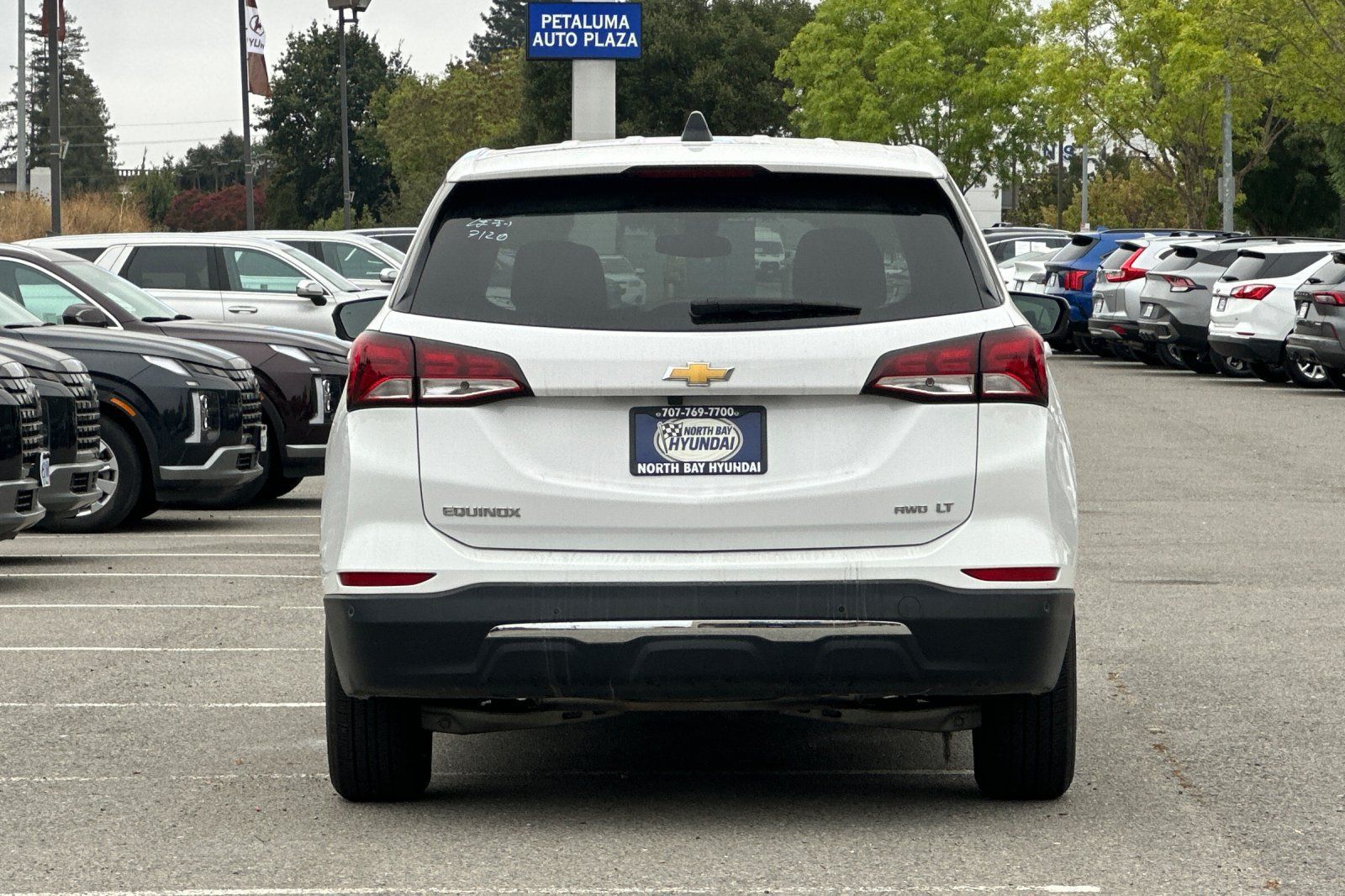Used 2024 Chevrolet Equinox LT AWD/4WD image 5