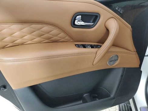 Used 2022 INFINITI QX80 Sensory w/ Cargo Package RWD image 18