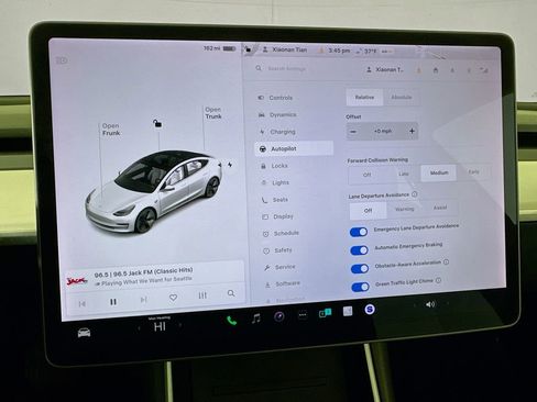 Used 2018 Tesla Model 3 Mid Range image 11
