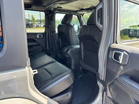 Used 2023 Jeep Wrangler Unlimited Sahara AWD/4WD image 55