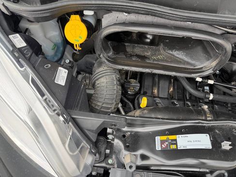 Used 2023 RAM ProMaster 2500 FWD image 10