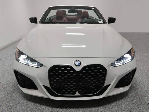 Used 2022 BMW 430i Convertible w/ M Sport Package RWD image 3