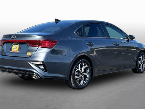 Used 2021 Kia Forte LXS FWD image 1