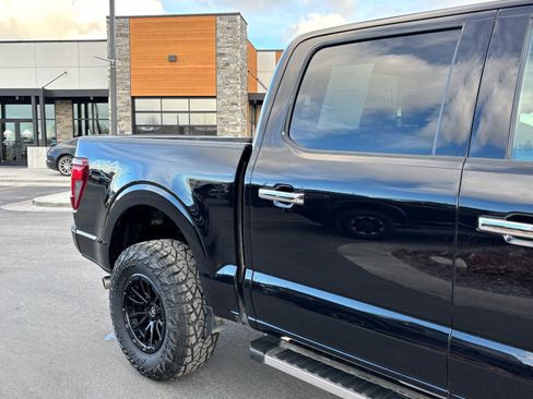 Used 2024 Ford F150 XLT image 3