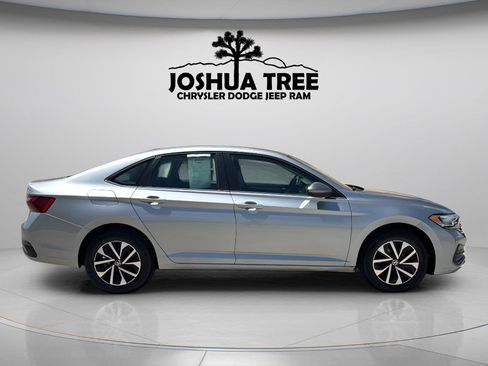 Used 2024 Volkswagen Jetta S FWD image 8