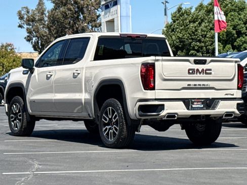 New 2026 GMC Sierra 1500 AT4 w/ Technology Package AWD/4WD image 7