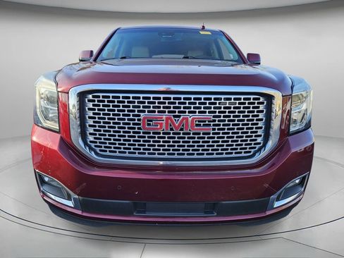 Used 2016 GMC Yukon Denali w/ Open Road Package image 3