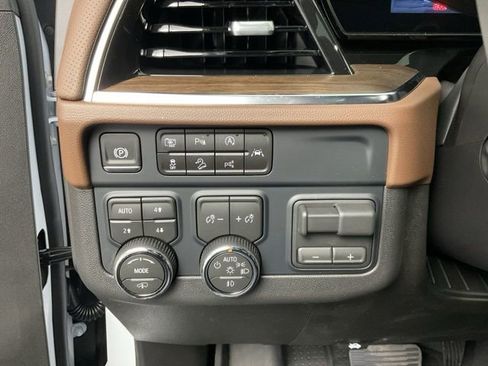 New 2026 Chevrolet Tahoe High Country image 13