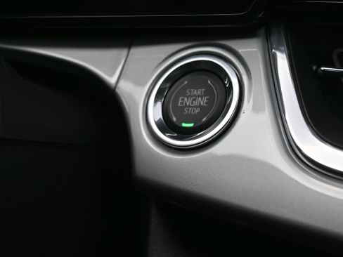 Used 2026 Chevrolet Trax LT w/ Midnight Edition FWD image 18