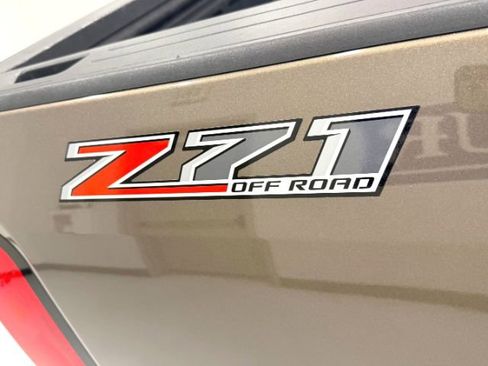 Used 2015 Chevrolet Colorado Z71 image 15