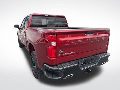 Used 2021 Chevrolet Silverado 1500 LT Trail Boss w/ Convenience Package II image 5