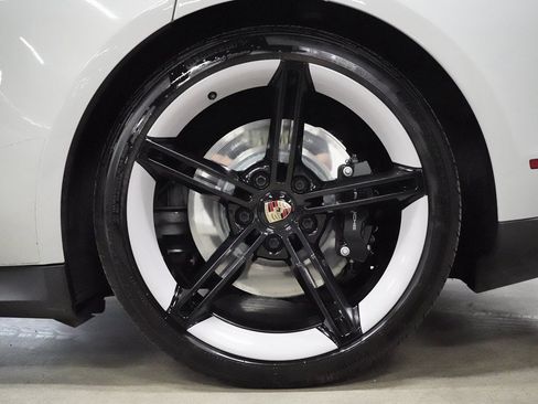 Used 2021 Porsche Taycan 4S w/ Premium Package AWD/4WD image 40