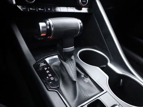 Used 2023 Kia K5 GT-Line w/ GT-Line Premium Package image 9