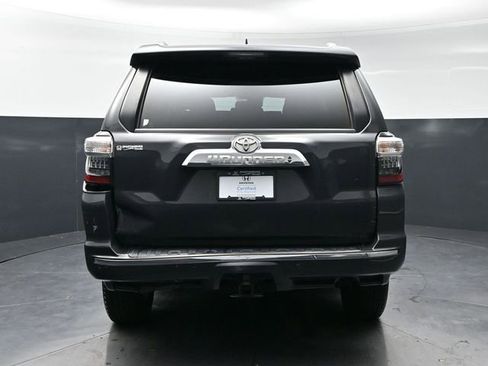 Used 2024 Toyota 4Runner Limited image 6