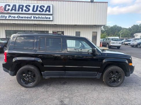 Used 2015 Jeep Patriot Sport w/ Power Value Group FWD image 8
