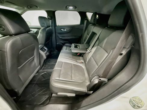Used 2020 Chevrolet Blazer LT w/ Sound & Technology Package FWD image 26