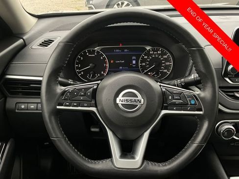 Used 2022 Nissan Altima 2.5 SV w/ SV Premium Package image 19
