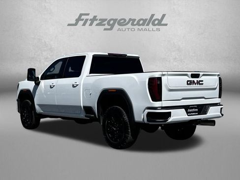 Used 2025 GMC Sierra 2500 AT4 image 8