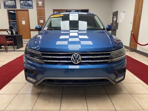 Used 2018 Volkswagen Tiguan SEL image 8