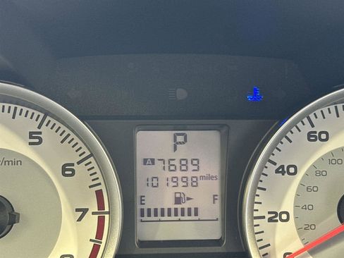 Used 2013 Subaru Impreza 2.0i Sport Premium image 29