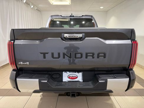 Used 2023 Toyota Tundra Limited image 4