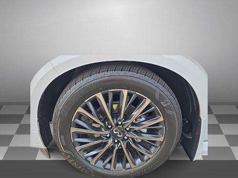 Used 2026 INFINITI QX80 Autograph image 5