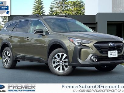 Used 2025 Subaru Outback Premium w/ Popular Package #1