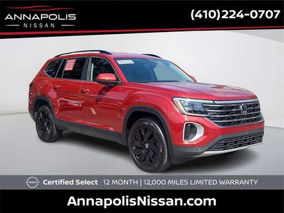 Used 2024 Volkswagen Atlas SE w/ Black Wheel Package