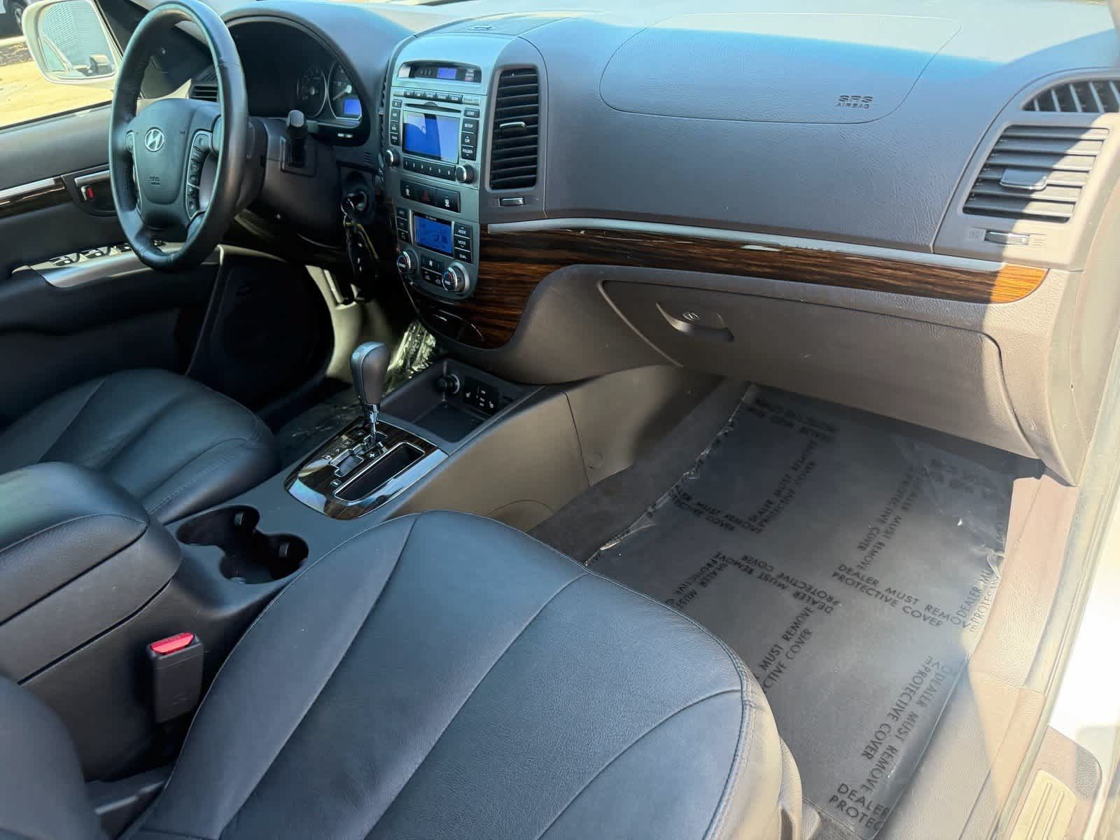 Used 2011 Hyundai Santa Fe Limited FWD image 10