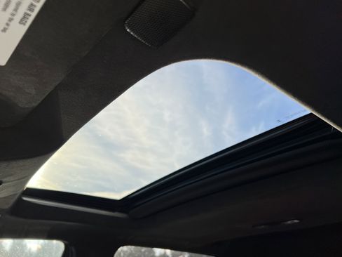 Used 2025 GMC Sierra 3500 Denali Ultimate image 12