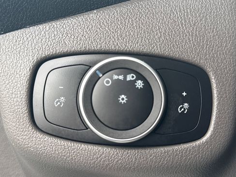 Used 2023 Ford Transit Connect XL image 19