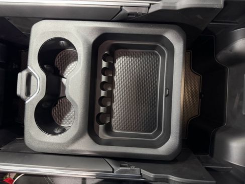 New 2025 RAM 4500 4x4 Crew Cab DRW w/ Laramie Trim Package image 38