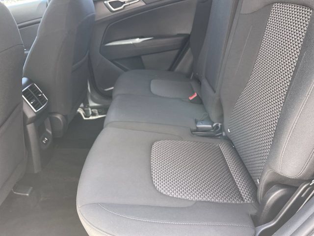 Used 2026 Kia Sportage LX AWD/4WD image 21