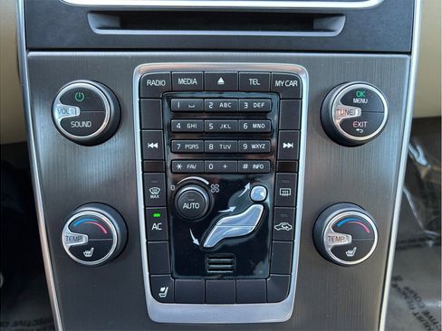 Used 2014 Volvo S60 T5 image 26