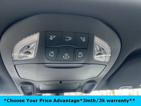 Certified 2022 Chrysler Pacifica Touring-L w/ S Appearance Package image 94