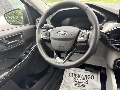 Certified 2023 Ford Escape Active AWD/4WD image 11