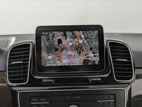 Used 2018 Mercedes-Benz GLS 450 4MATIC w/ Premium Package image 32