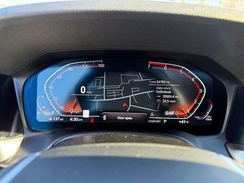 Used 2022 BMW 330i xDrive 330i xDrive w/ Premium Package image 18