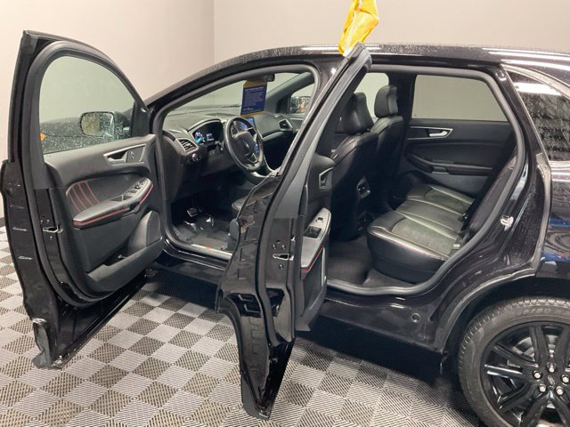 Used 2024 Ford Edge ST-Line AWD/4WD image 13