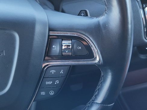 Used 2024 Lincoln Navigator L 4WD image 12