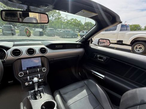 Used 2020 Ford Mustang Premium RWD image 18