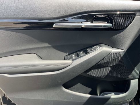New 2026 Kia Seltos S FWD image 22
