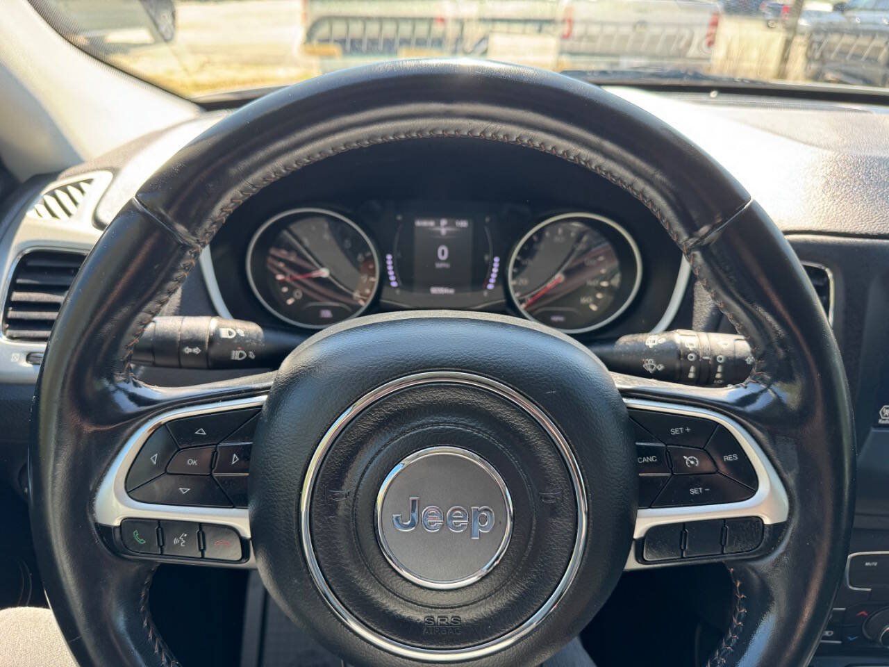 Used 2019 Jeep Compass Latitude AWD/4WD image 25