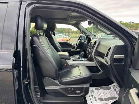Used 2017 Ford F150 Lariat w/ Equipment Group 502A Luxury AWD/4WD image 9