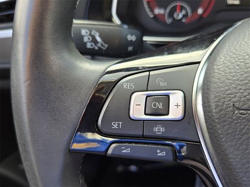 Used 2020 Volkswagen Jetta SE w/ SE Cold Weather Package image 25