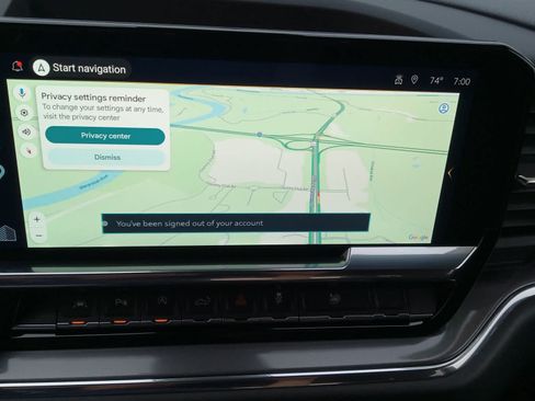 Used 2025 Chevrolet Silverado 1500 High Country w/ Midnight Edition AWD/4WD image 24