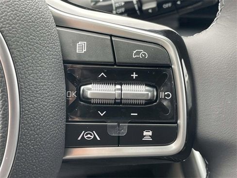 New 2026 Kia Carnival EX image 32