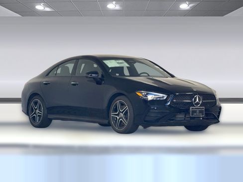 Used 2025 Mercedes-Benz CLA 250 4MATIC image 7
